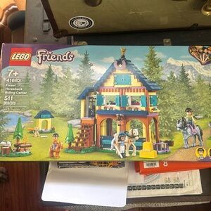 Lego Friends 41683 Forest Horseback Riding Center